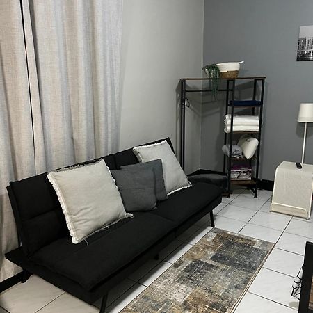 Lovely & Modern Room In Miami Cutler Ridge エクステリア 写真