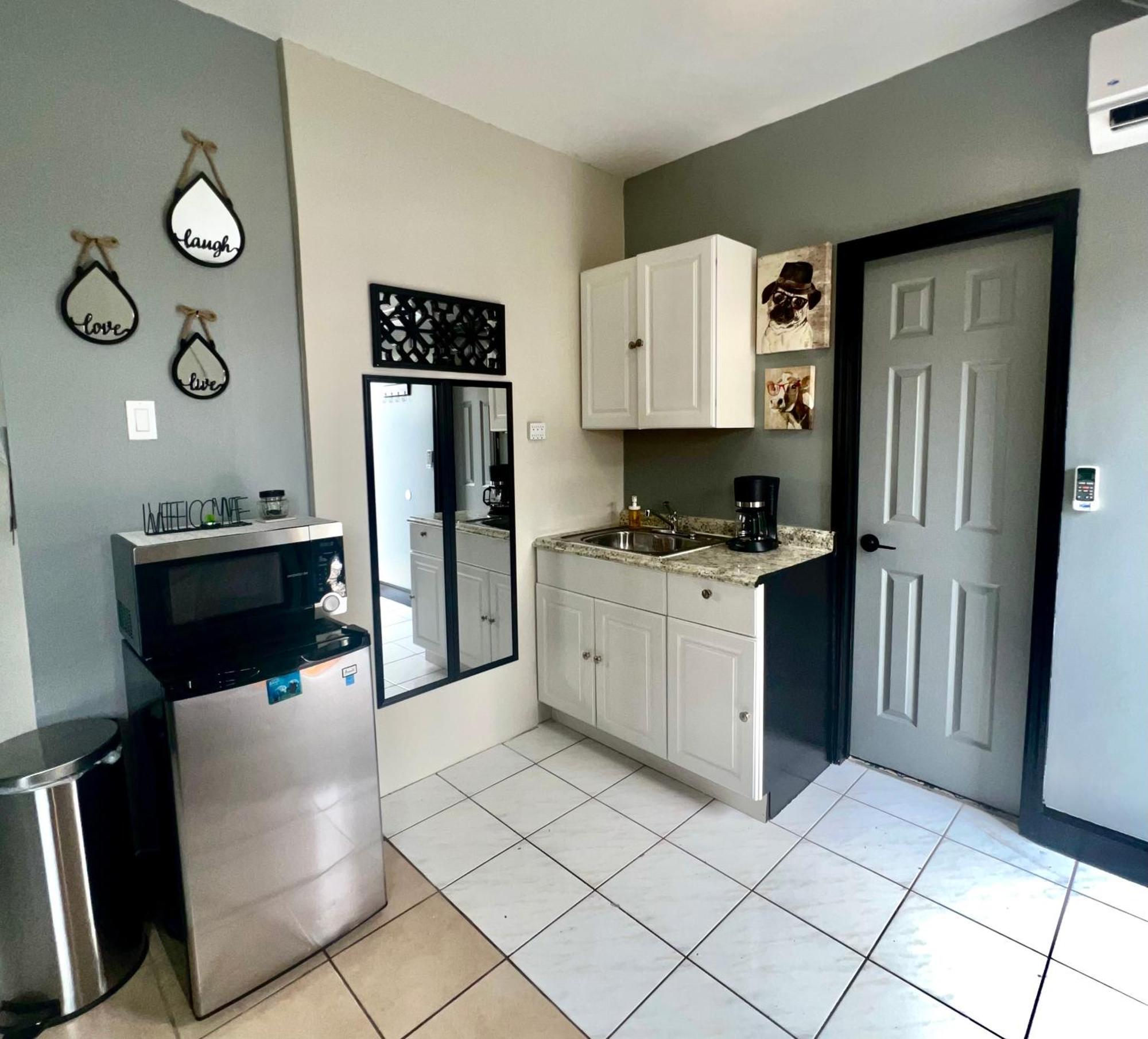 Lovely & Modern Room In Miami Cutler Ridge エクステリア 写真